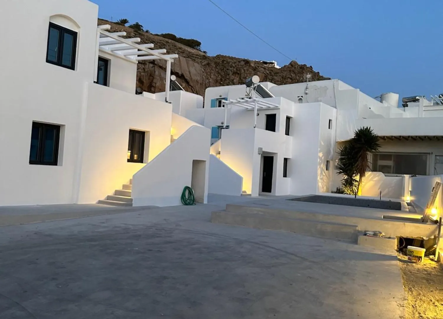 Apartment The Coast Suites Tourlos Greece