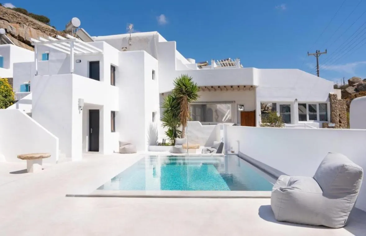 The Coast Suites Τούρλος